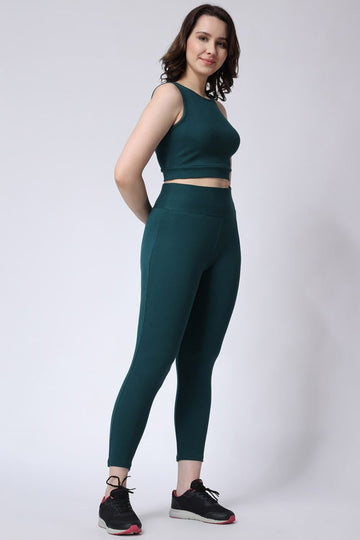 Green Gym Co-Ord Set: Women's Leggings & Half Sleeves Crop Top